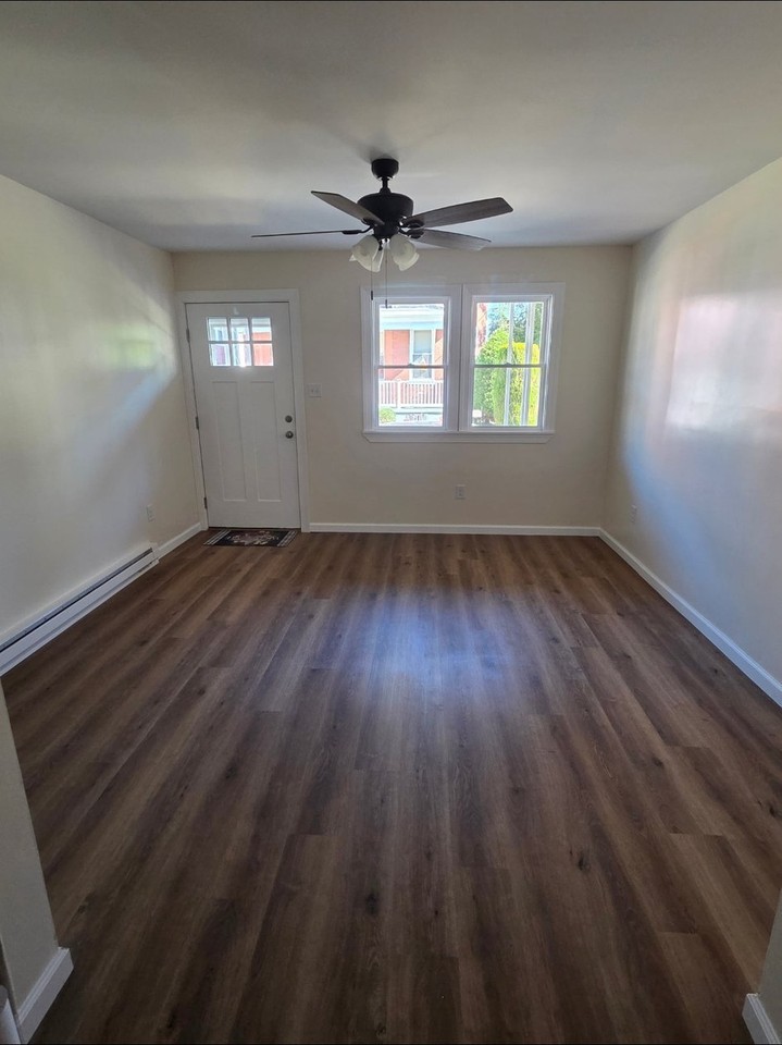 34 S Margaretta St - Photo 2 of 13