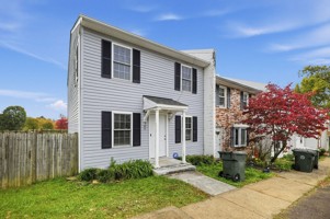 featured image of 505 4th St