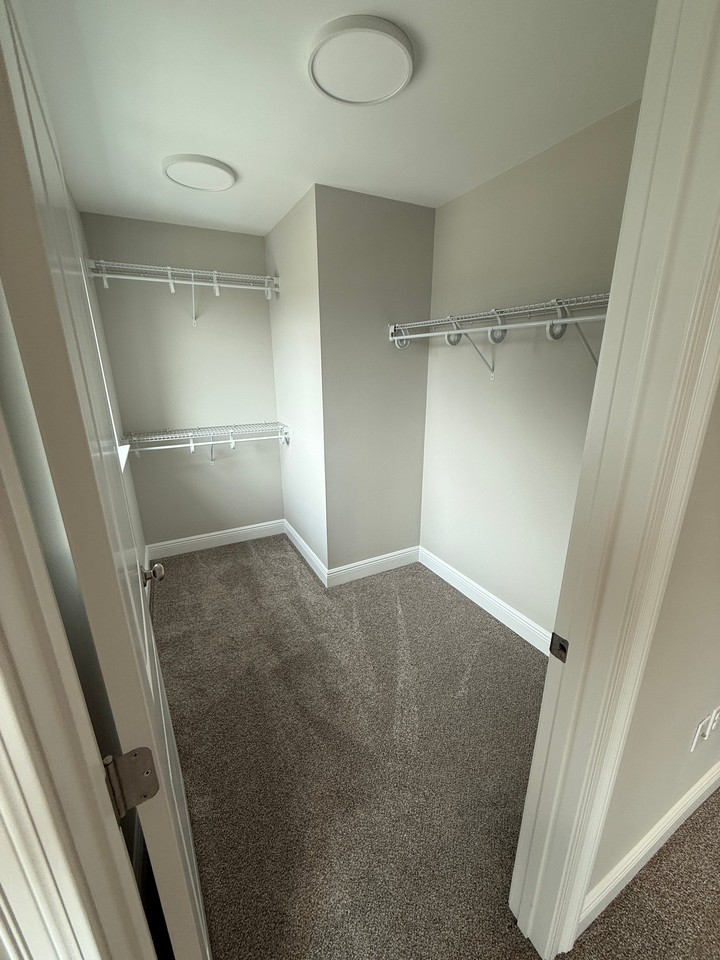 814 Bayshore Dr - Photo 7 of 10