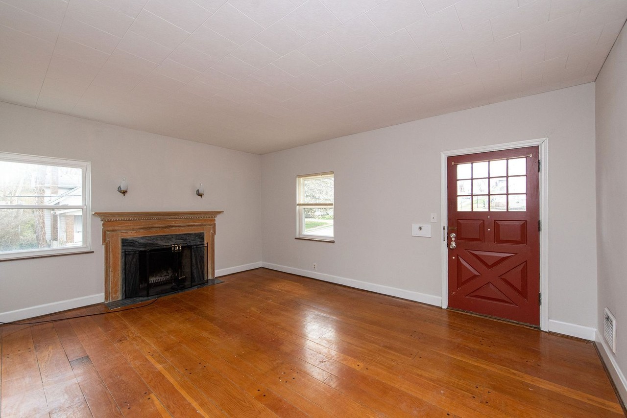4032 Mcfarran Ave - Photo 7 of 35