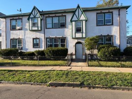 featured image of 175 Center St