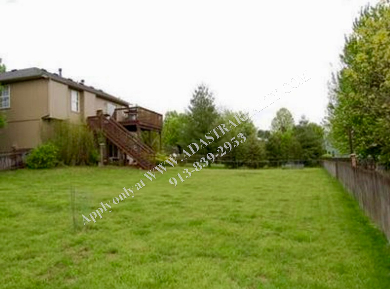 15241 W 147th St - Photo 5 of 6