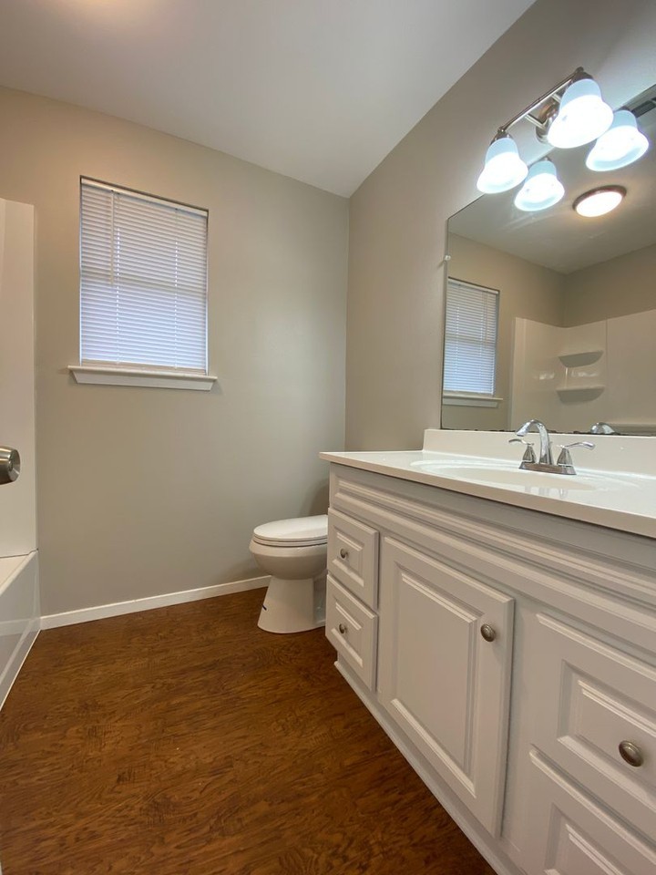 7304 Sanger Ave - Photo 4 of 7