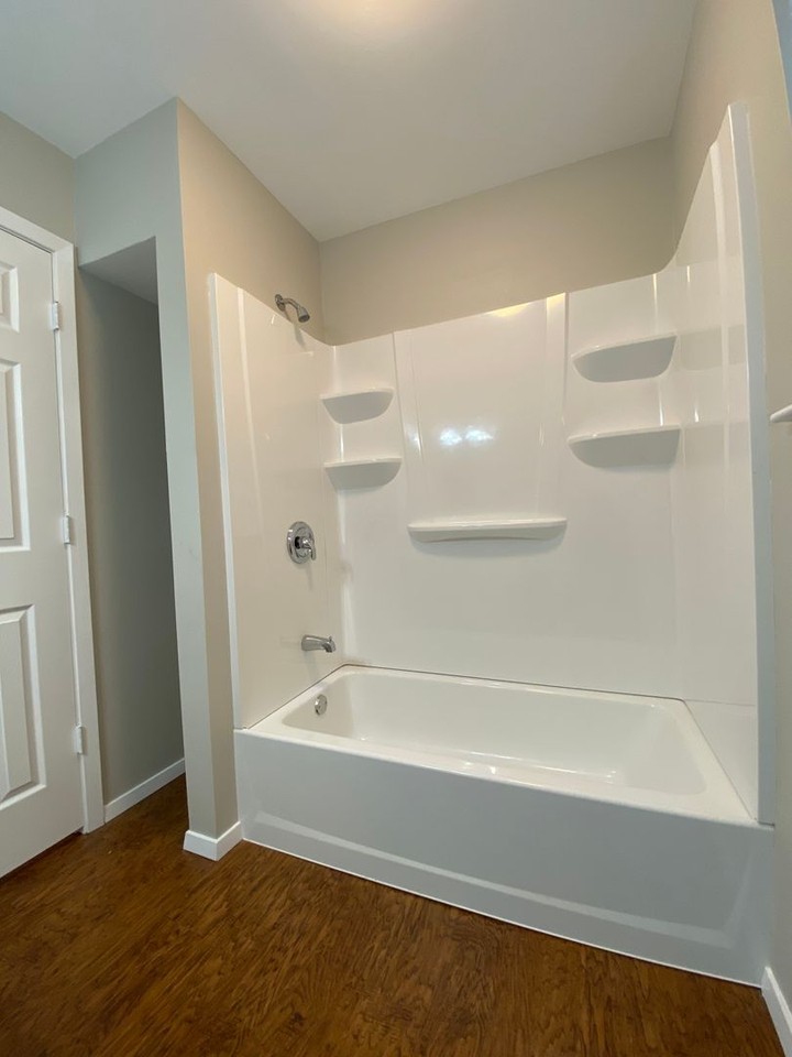 7304 Sanger Ave - Photo 6 of 7