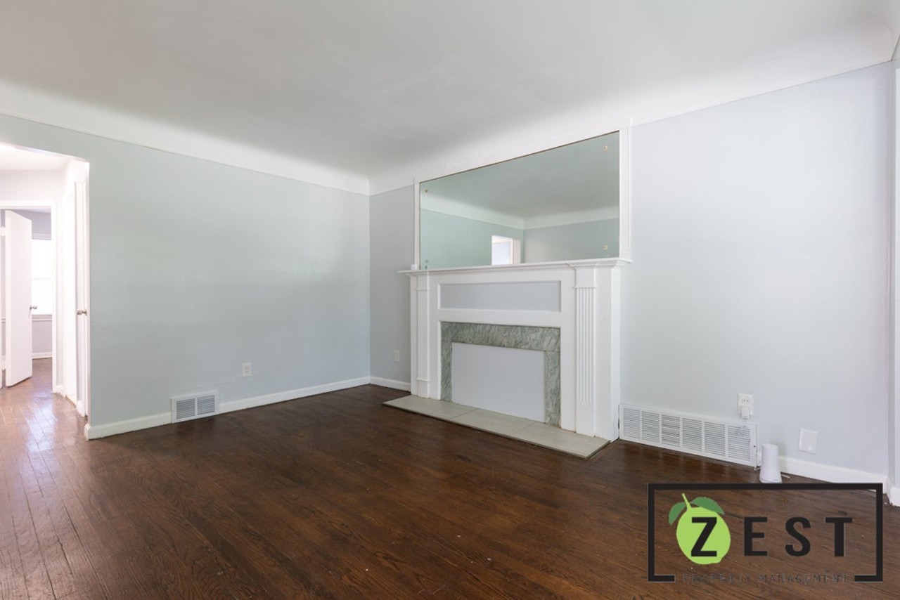 15378 Vaughan St - Photo 2 of 27