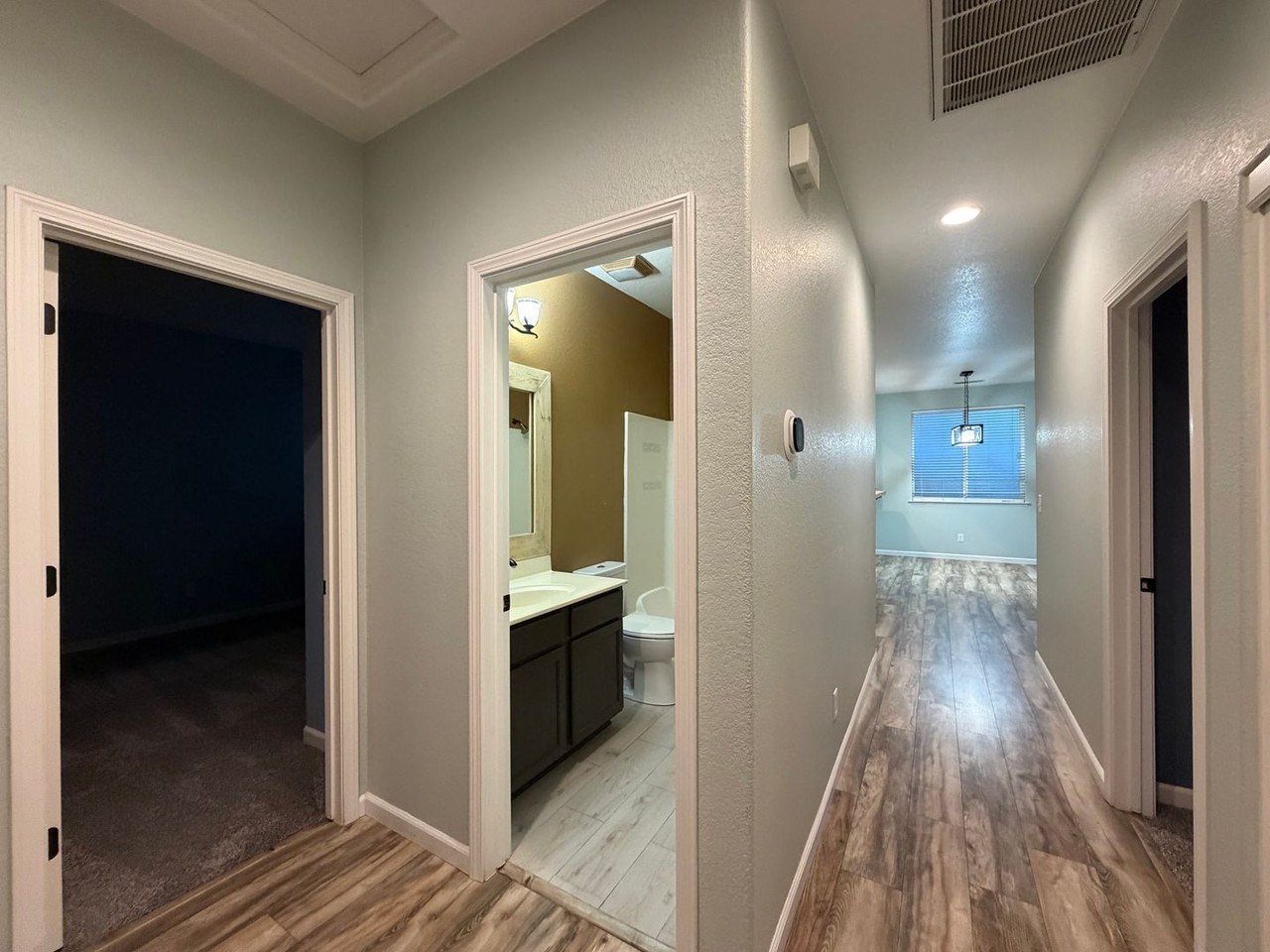1194 Mountain Rose Dr - Photo 7 of 26