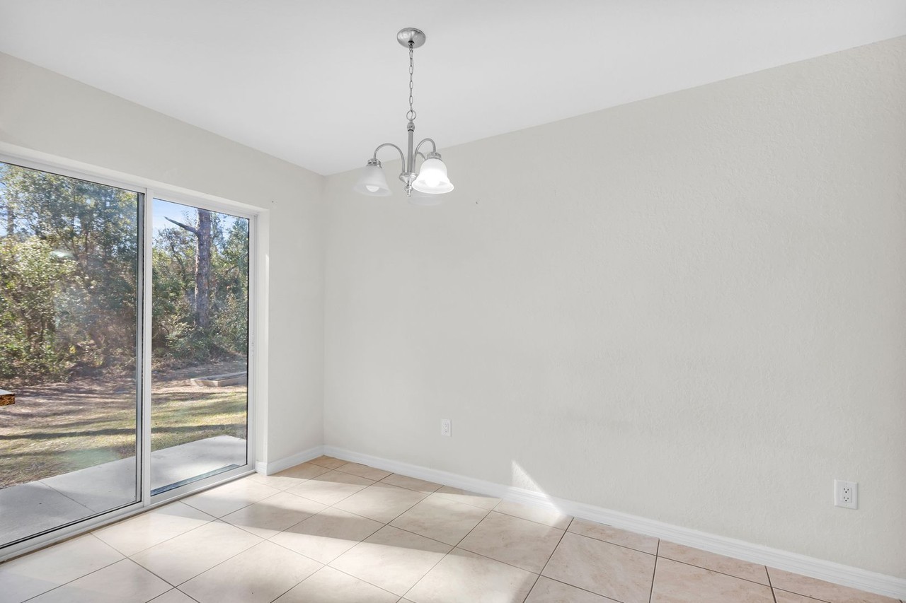 20 Locust Dr - Photo 6 of 30
