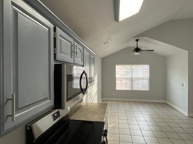 100 S Mccoy Ave - Photo 7 of 10