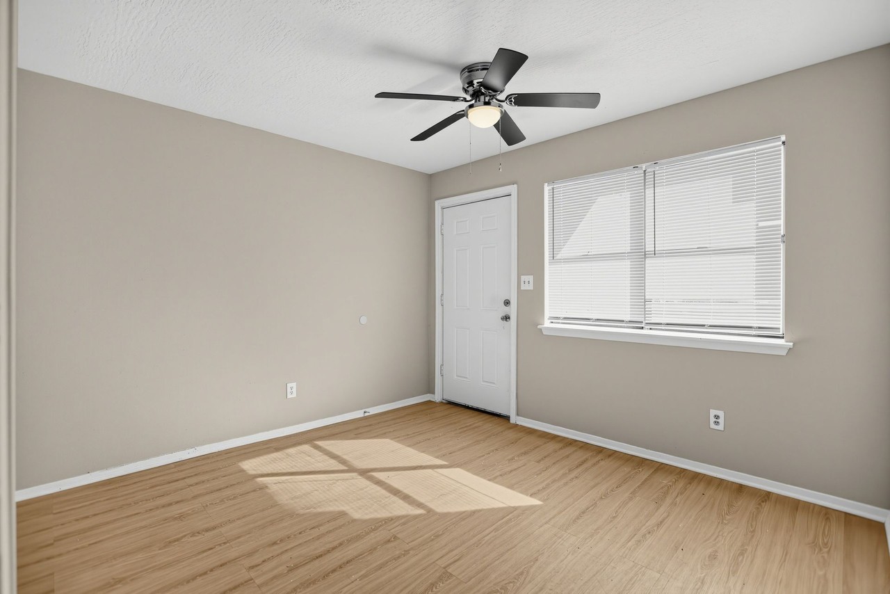 Cedarwood Apartments - Photo 2 of 33