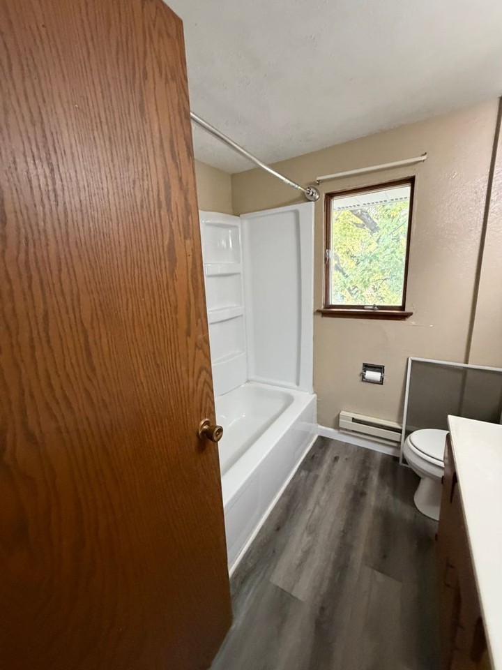 1513 7th Ave Sw - Photo 6 of 11