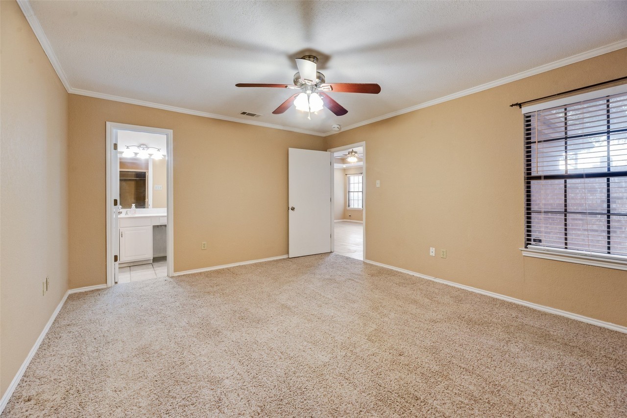 5871 Westhaven Dr - Photo 6 of 18