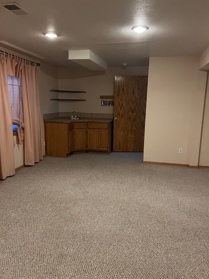 4207 W 30th St - Photo 5 of 11