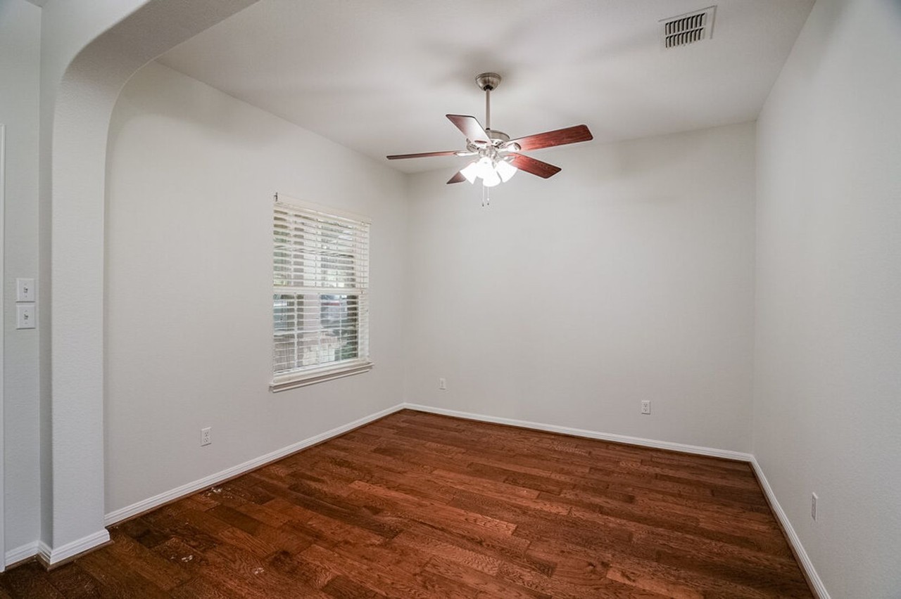 2020 Greenside Trl - Photo 6 of 18