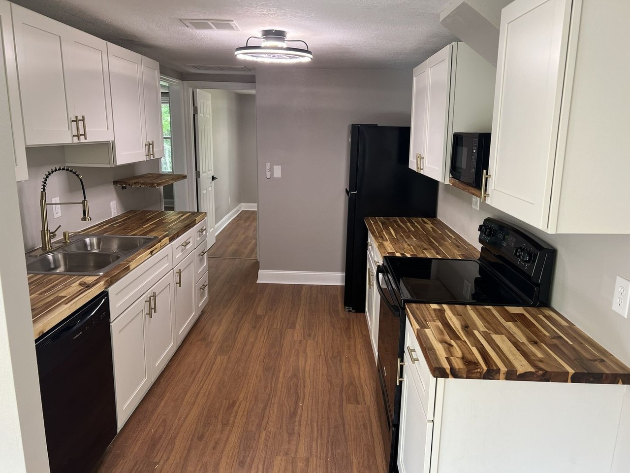 14420 Sw 170th St - Photo 3 of 12
