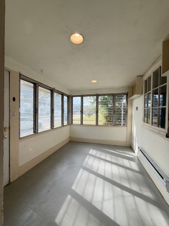 602 Capitol Landing Rd - Photo 5 of 7