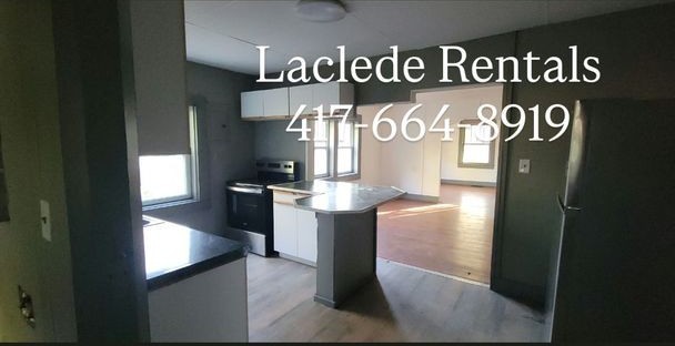 346 N Jackson Ave - Photo 5 of 17