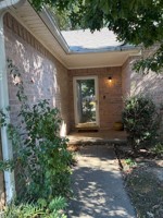 featured image of 28 Stonehaven Dr