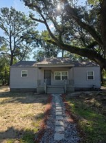 1455 Houston St - Photo 1 of 1