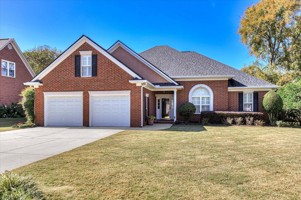 featured image of 1338 Shadow Oak Dr