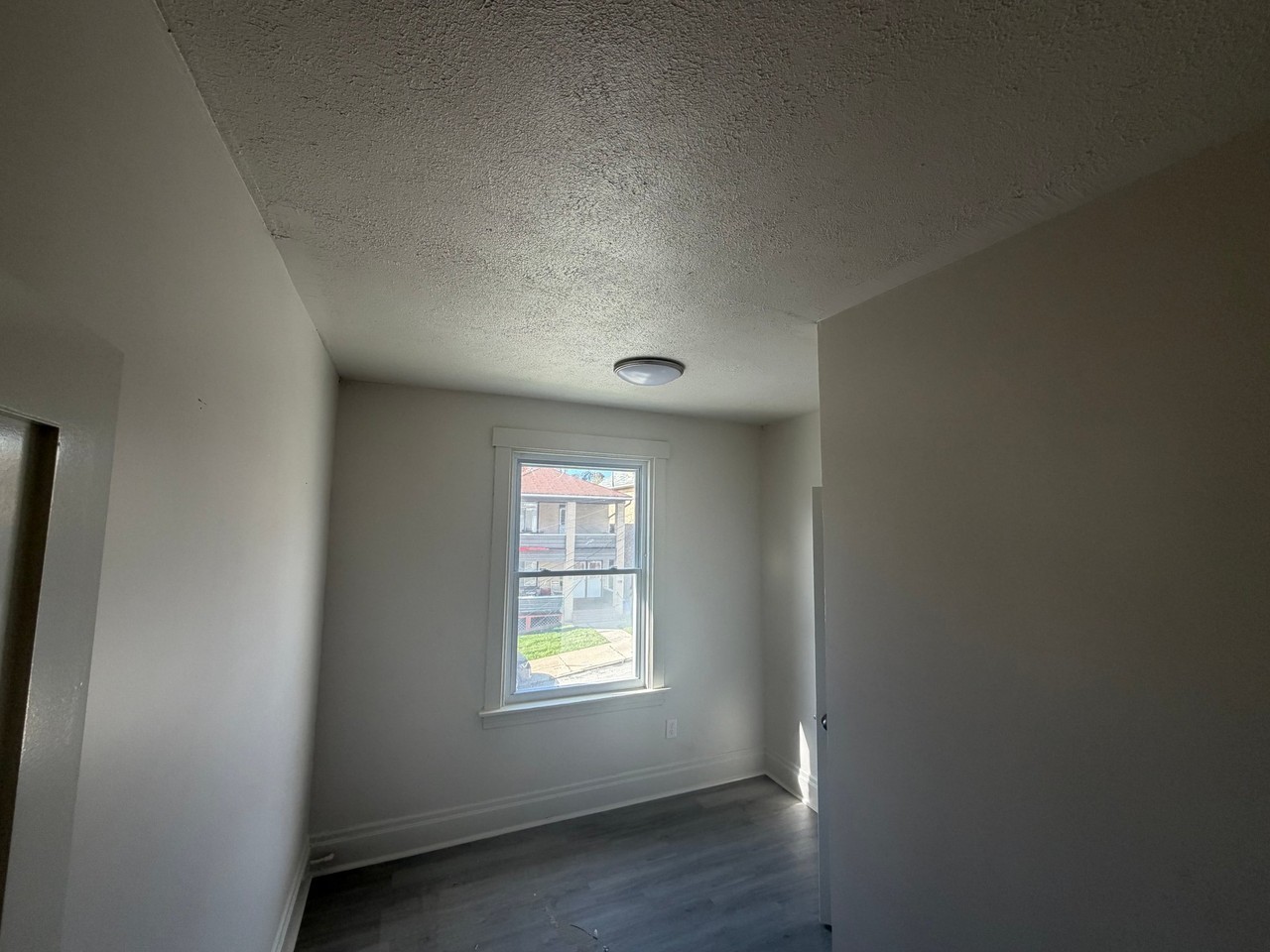 1527 Alton St #FL2 - Photo 4 of 7