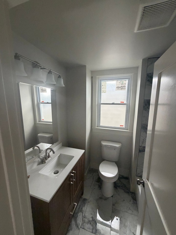 1527 Alton St #FL2 - Photo 5 of 7