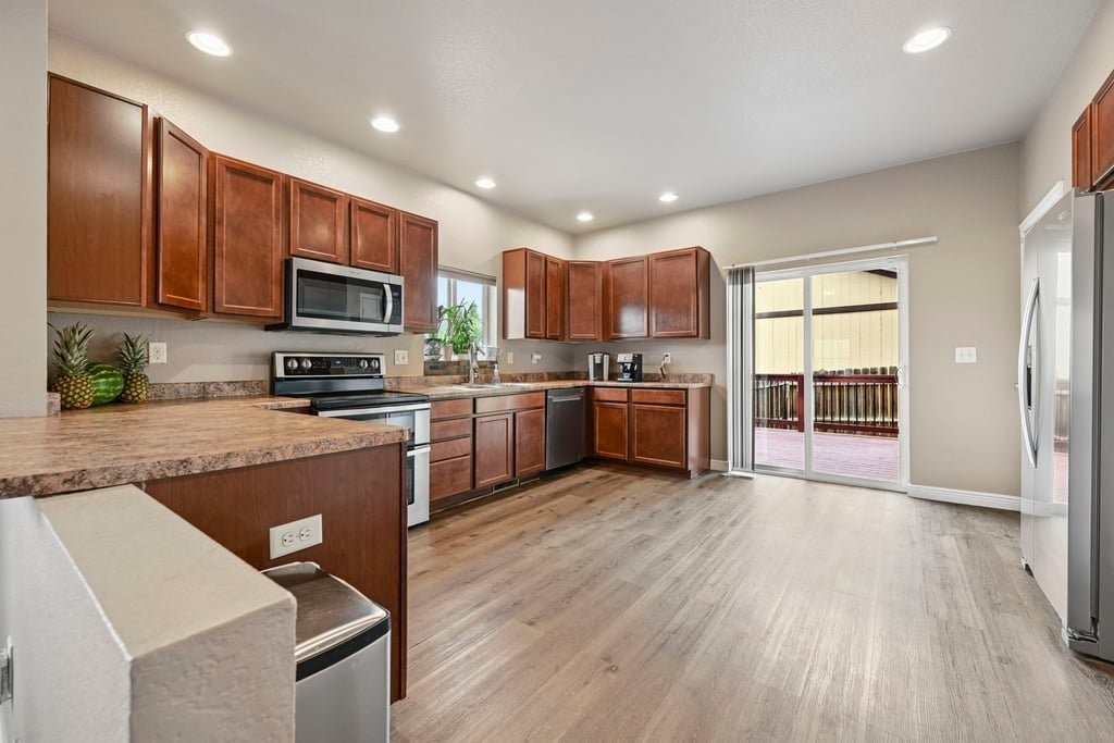 4268 Marlow Cir - Photo 4 of 18