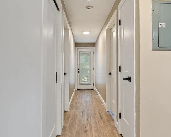 15 Otis Ct #1 - Photo 2 of 9