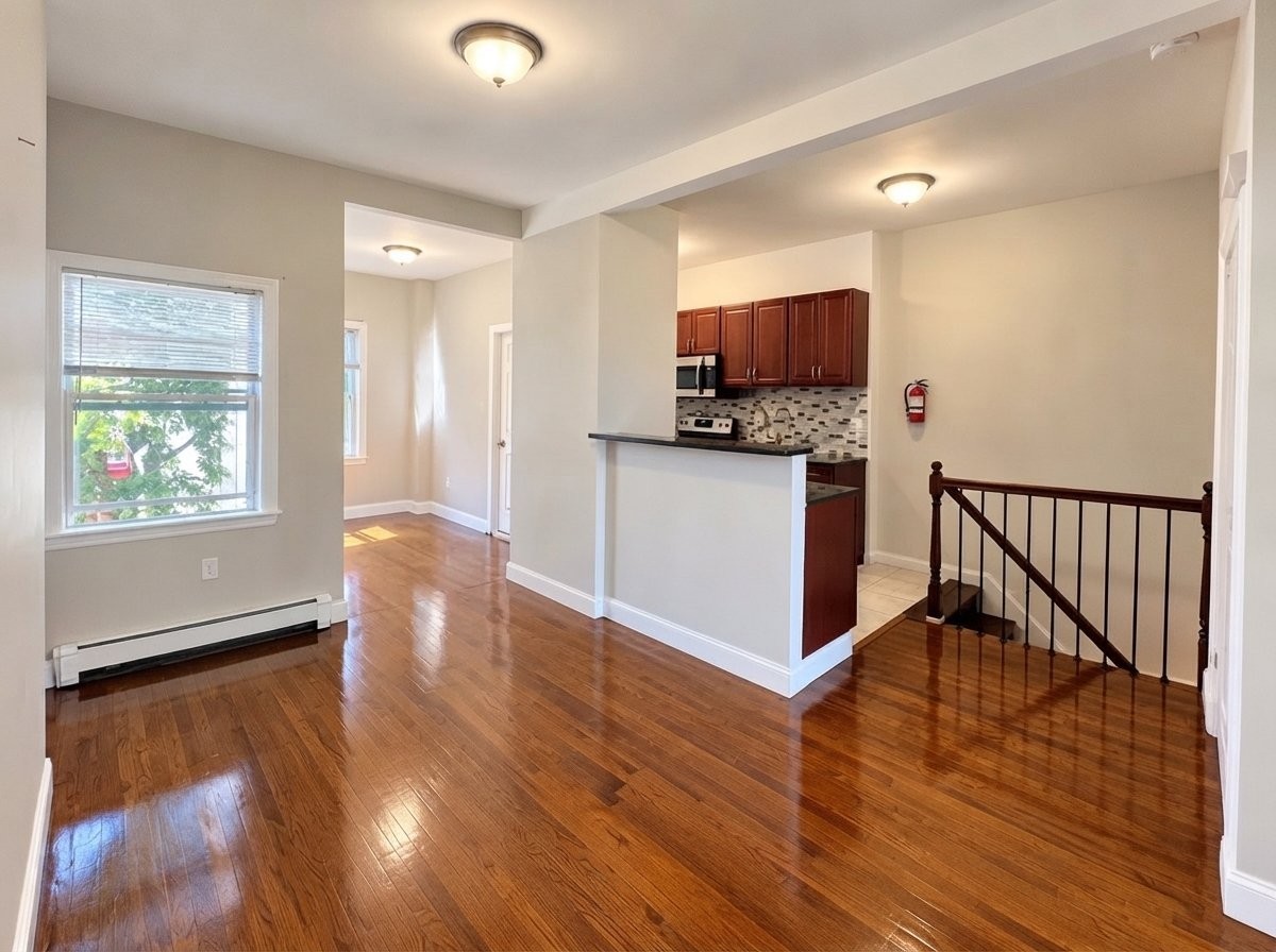 110 Peabody Pl #2 - Photo 3 of 8