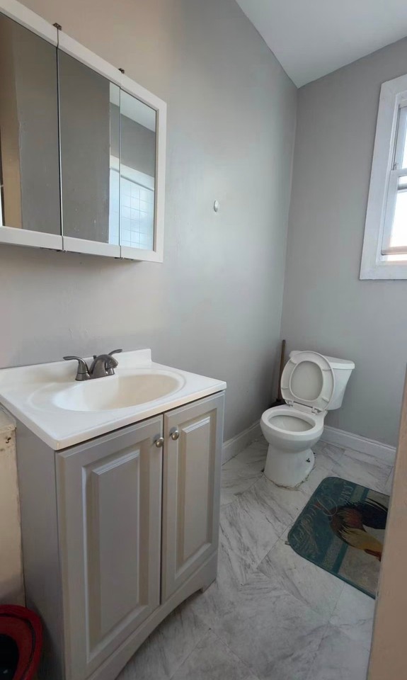 803 2nd Ave #3R - Photo 6 of 6