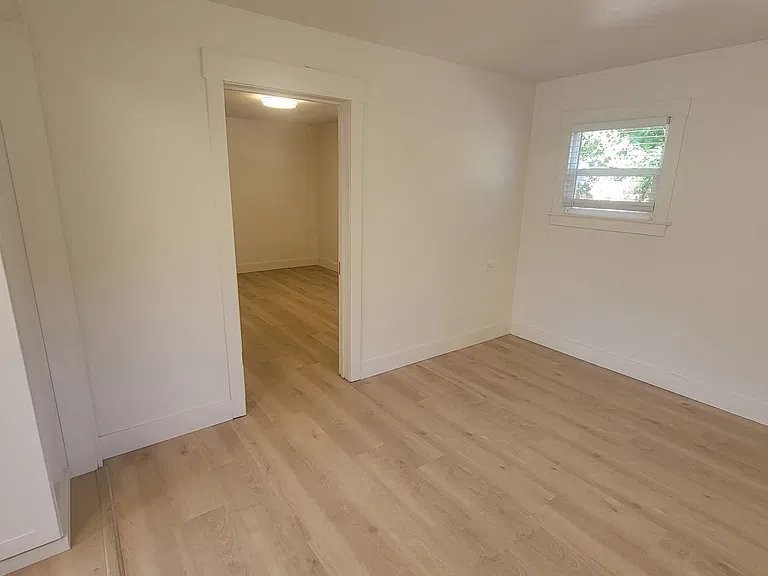 2311 Guerneville Rd - Photo 6 of 8