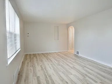 424 Powers Ave #1 - Photo 2 of 6