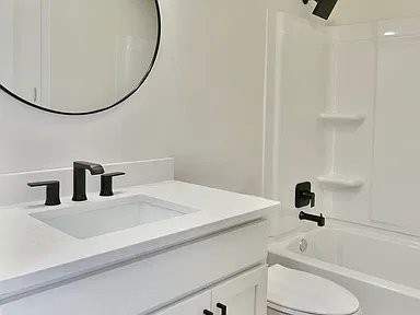 424 Powers Ave #1 - Photo 5 of 6