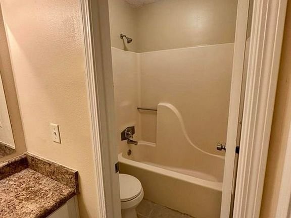 467 Stara Cir #A - Photo 5 of 8