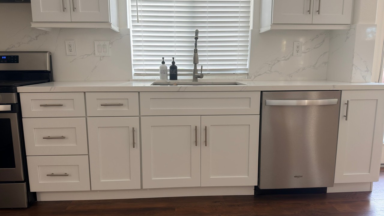 2058 Mirror Lake Pl - Photo 5 of 19