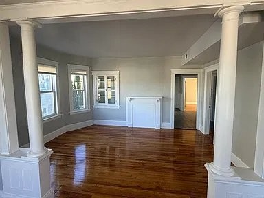 21 Sterling St #1 - Photo 3 of 6