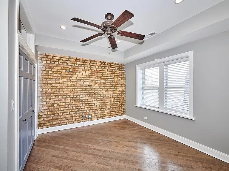 7 Farnsworth St #2 - Photo 3 of 6
