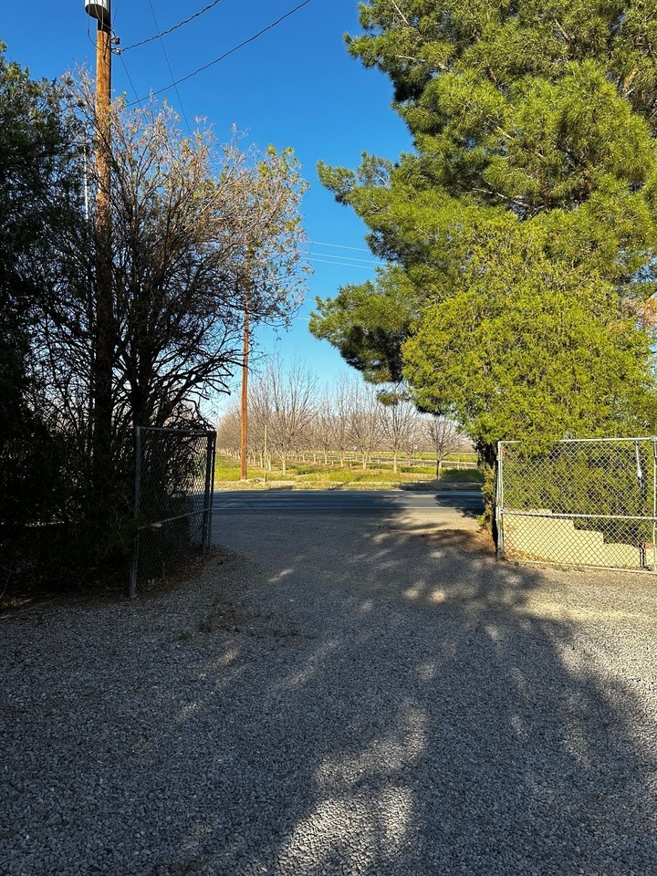 3614 N Highway - Photo 5 of 8
