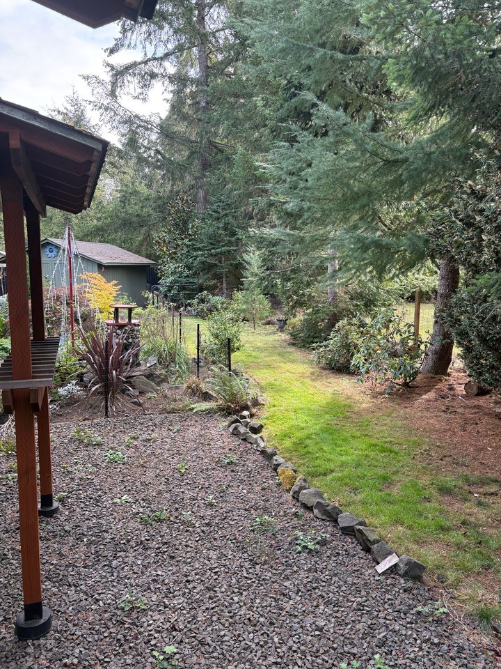 961 E Sunset Hill Rd - Photo 7 of 11