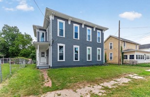 featured image of 534 Homeview Ave #534