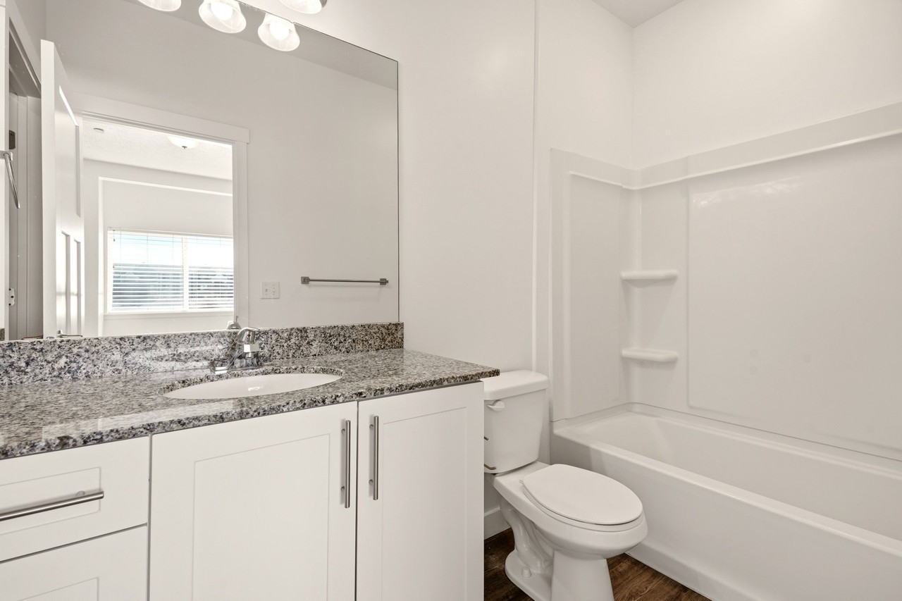250 N Mill Rd - Photo 7 of 26