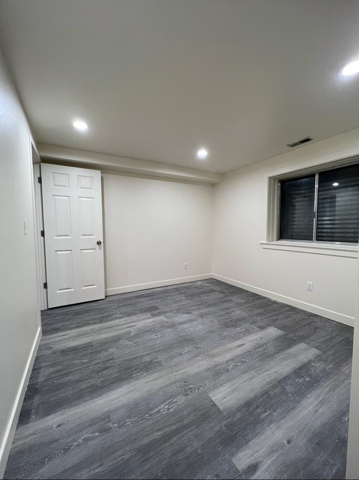 1150 N Cottonwood Cir #BS - Photo 4 of 12