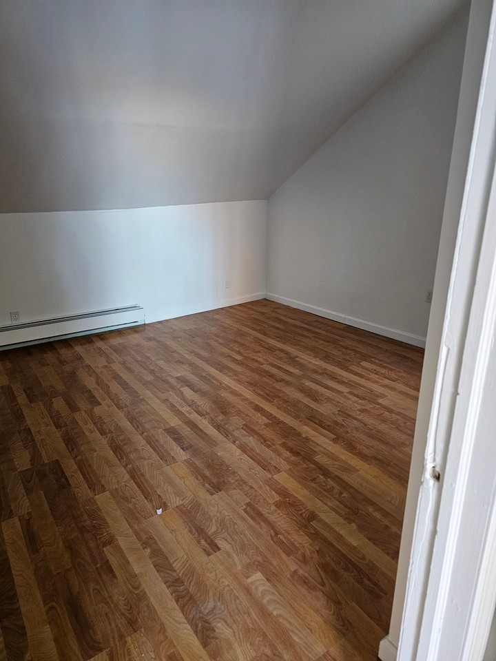 6908 Woodside Ave #1 - Photo 5 of 14
