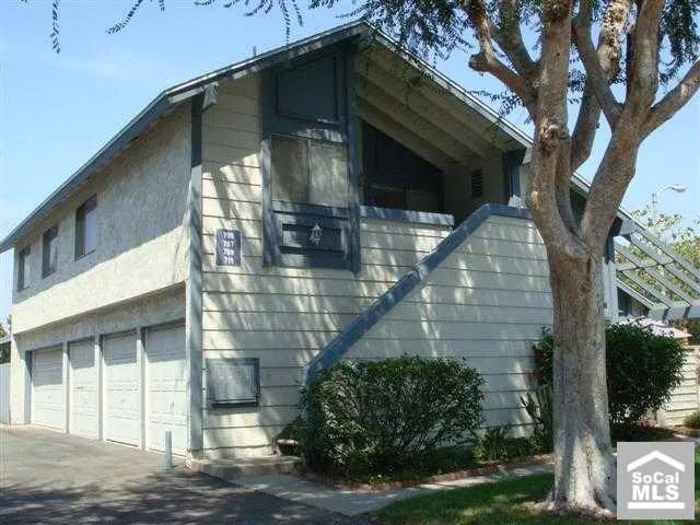 705 Windwood Dr - Photo 2 of 12