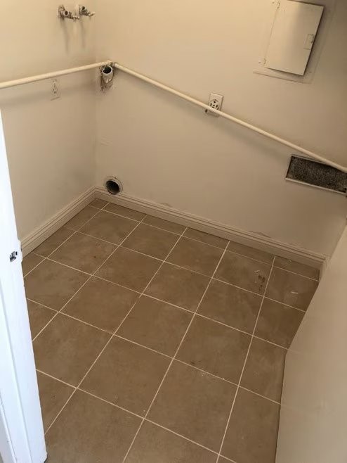 705 Windwood Dr - Photo 7 of 12
