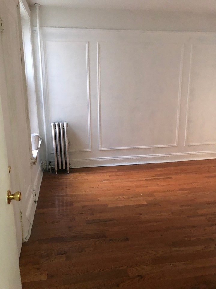 3516 34th St #5E - Photo 3 of 7