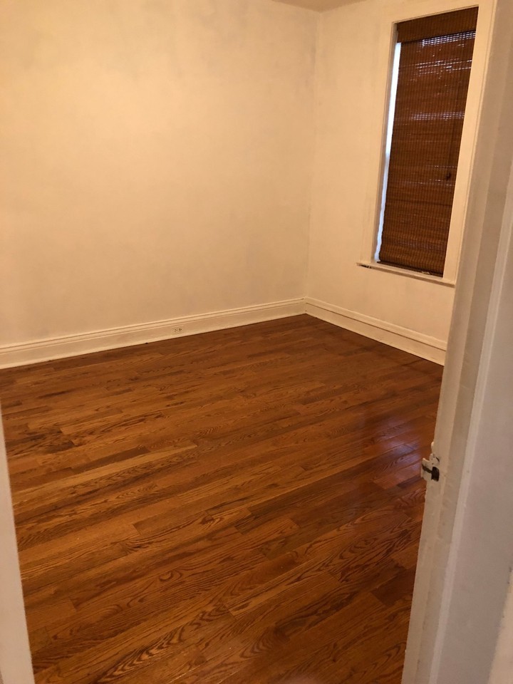 3516 34th St #5E - Photo 5 of 7