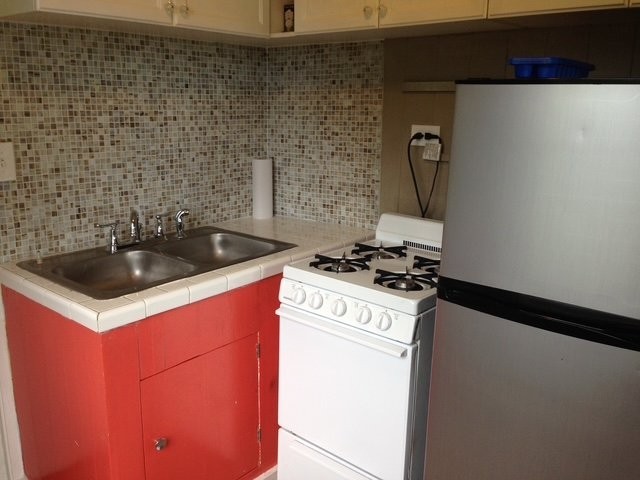 99-630 Kaulainahee Pl #B - Photo 4 of 9