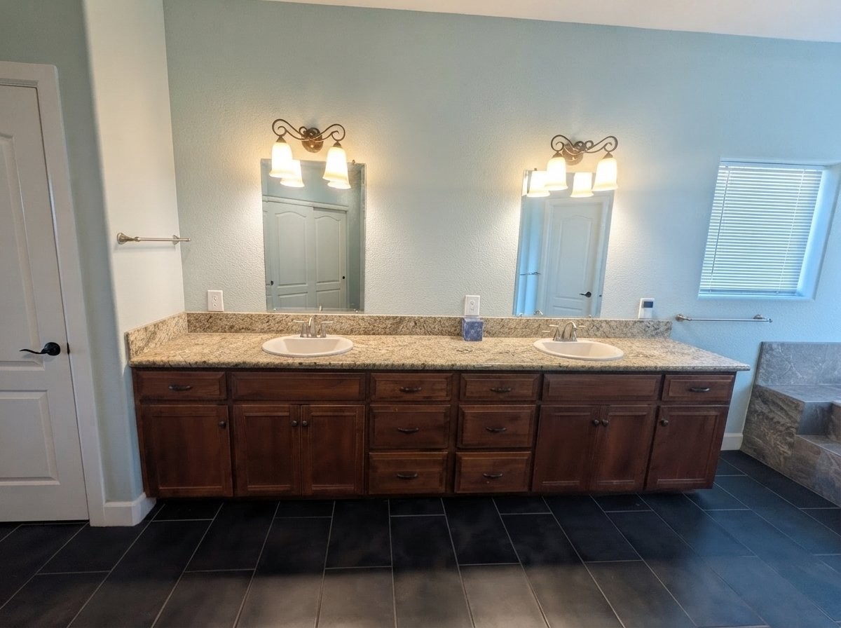 4079 Pinto Rd - Photo 7 of 11