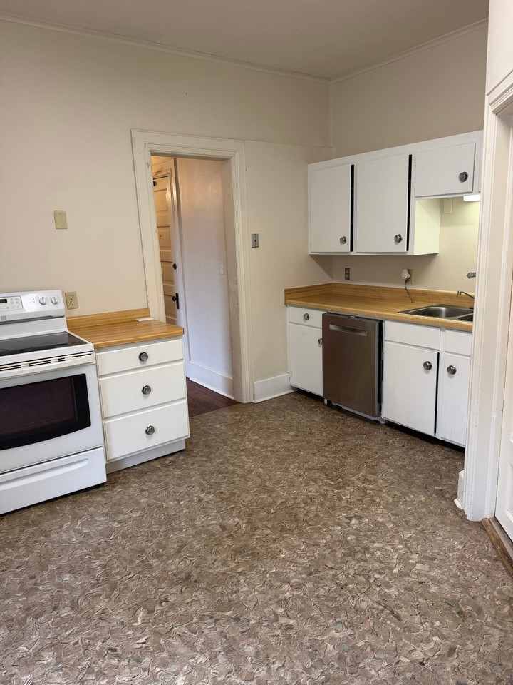 196 Mounds Blvd #4A - Photo 3 of 17