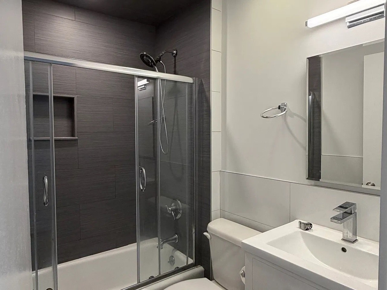 79 Montclair Ave #5 - Photo 5 of 9